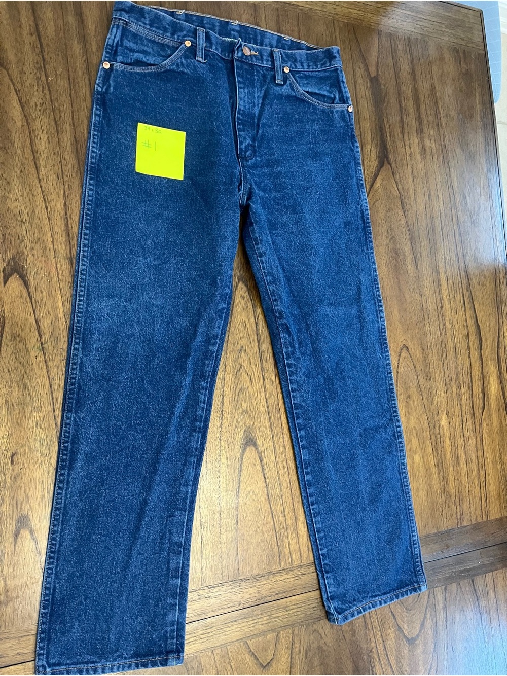 Bundle of 3 Classic Wrangler Jeans tag 34 x 30 actual 32 x 28 - Picture 4 of 11